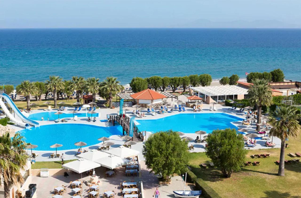 Doreta Beach Theologos  Bagian luar foto